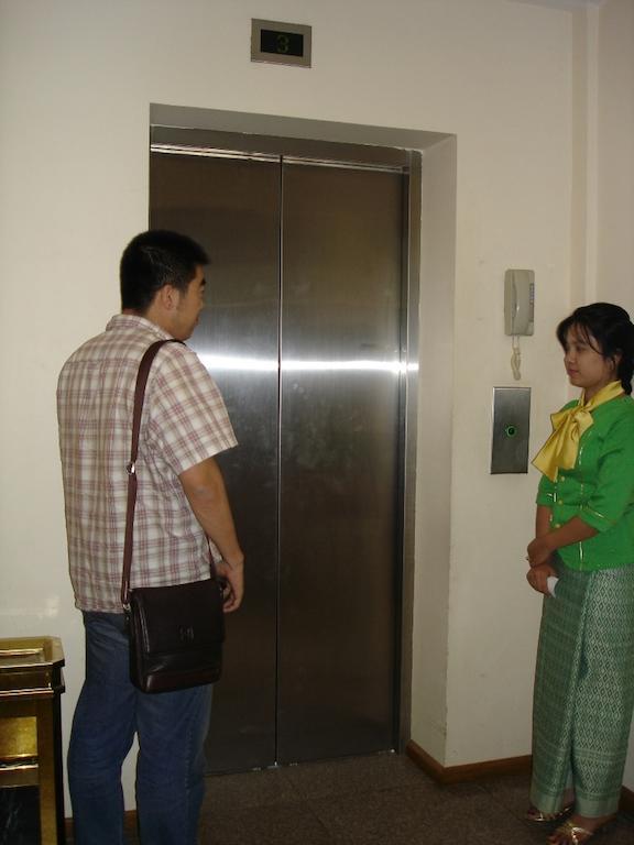 โรงแรม โรงแรมรอยัล พาวเวอร์ 2*